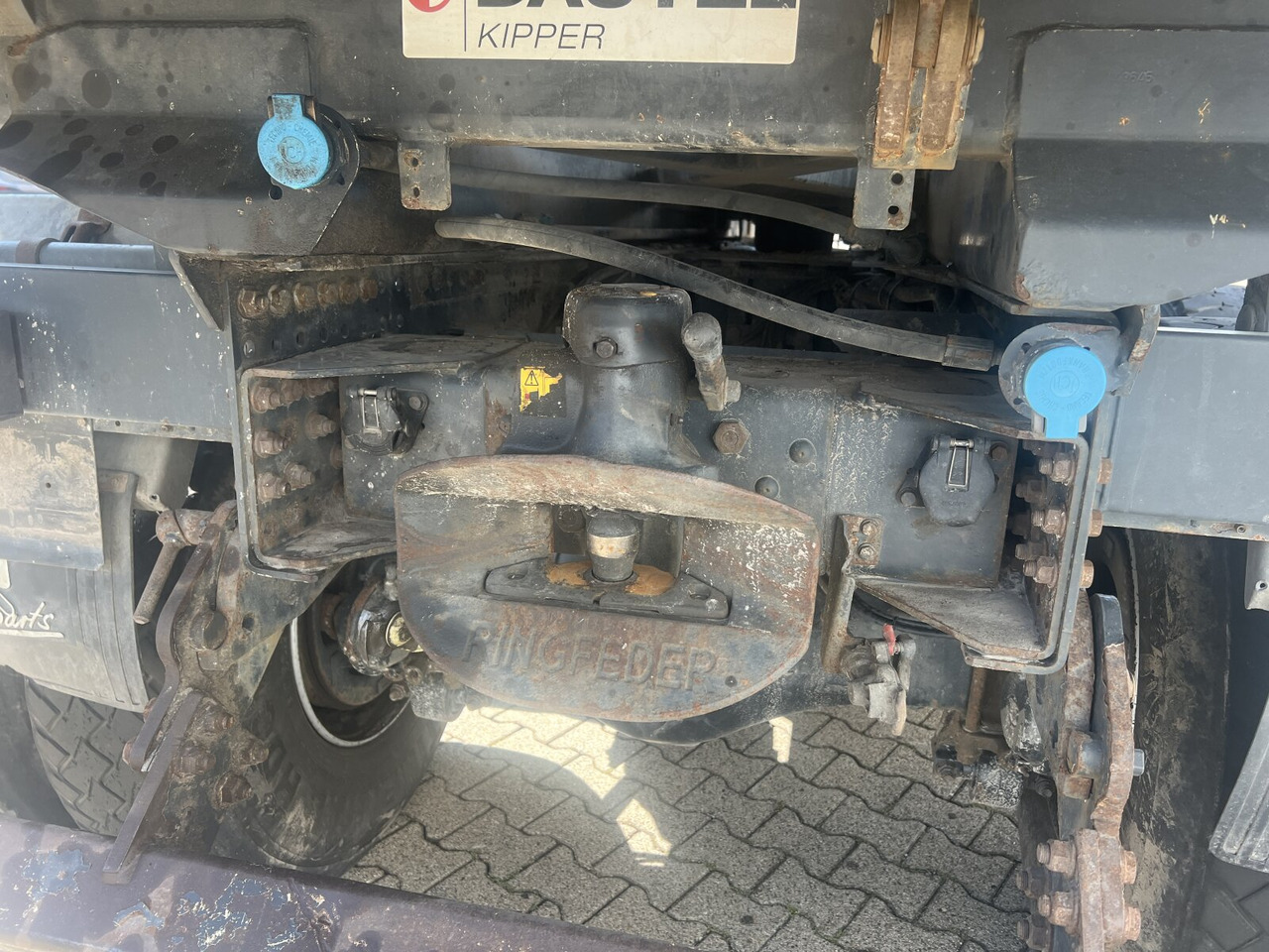 Kamion sa golom šasijom i zatvorenom kabinom Trakker AD260T45W 6x6 Trakker AD260T45W 6x6: slika 11