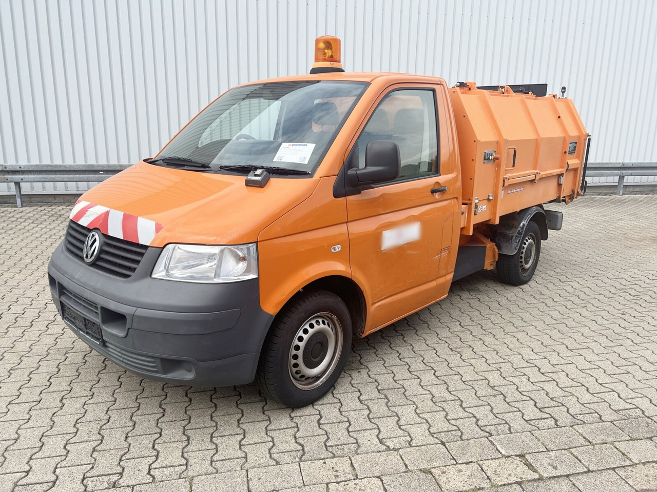Volkswagen T5 1.9 TDI 4x2 Müllwagen T5 1.9 TDI 4x2, Hagemann Müllpreßaufbau ca. 3,4m³, Rechtslenker - Kamion za smeće: slika 1 Volkswagen T5 1.9 TDI 4x2 Müllwagen T5 1.9 TDI 4x2, Hagemann Müllpreßaufbau ca. 3,4m³, Rechtslenker - Kamion za smeće: slika 1