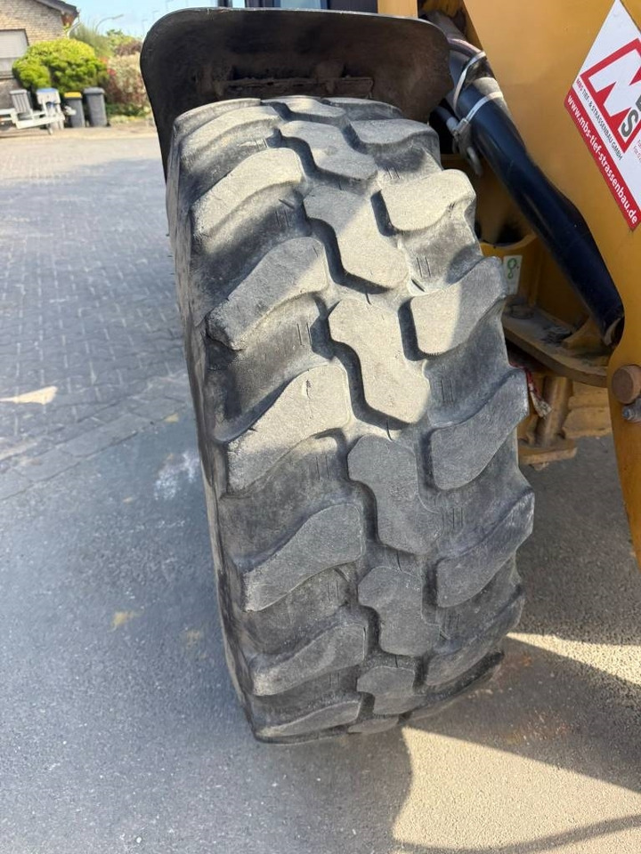 CAT 908 H 2 CAT 908 H 2: slika 14 CAT 908 H 2 CAT 908 H 2: slika 14