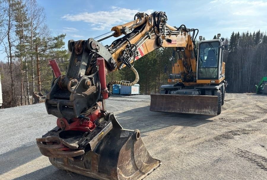 Liebherr A 914 Litronic A2-PL Tiltrotator 30Km/h - Bager točkaš: slika 5 Liebherr A 914 Litronic A2-PL Tiltrotator 30Km/h - Bager točkaš: slika 5