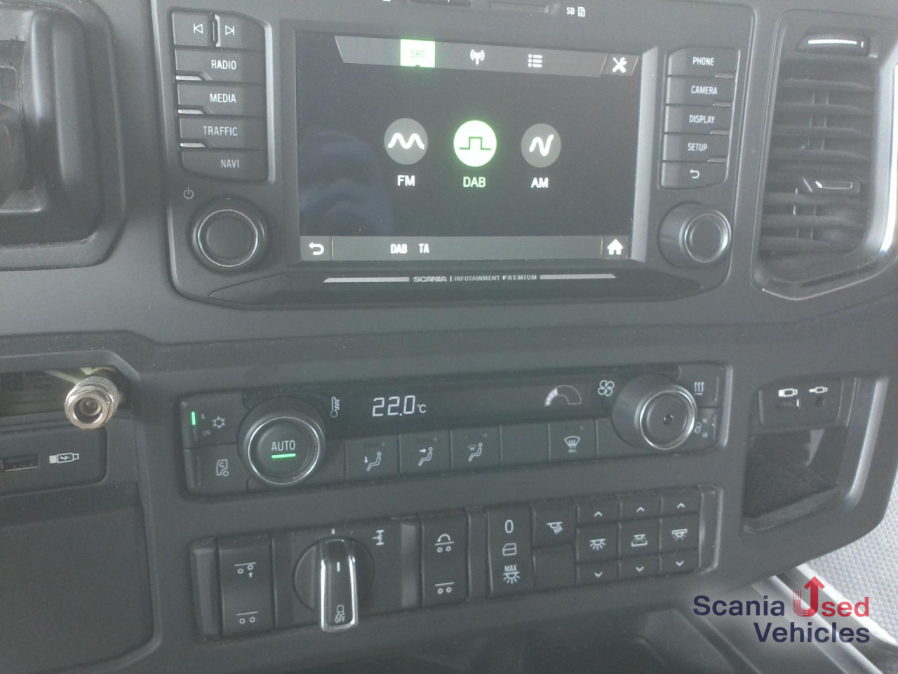 SCANIA R 500 B6x2*4NA - Kamion sa golom šasijom i zatvorenom kabinom: slika 4 SCANIA R 500 B6x2*4NA - Kamion sa golom šasijom i zatvorenom kabinom: slika 4