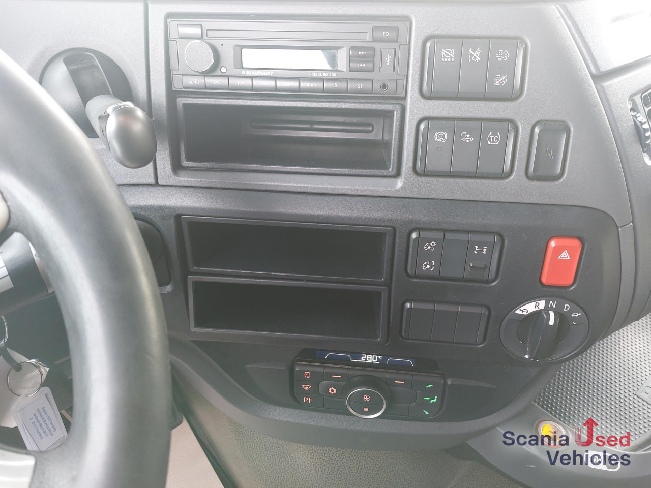 DAF XF 480 FT SUPER SPACE CAB - Tegljač: slika 2 DAF XF 480 FT SUPER SPACE CAB - Tegljač: slika 2