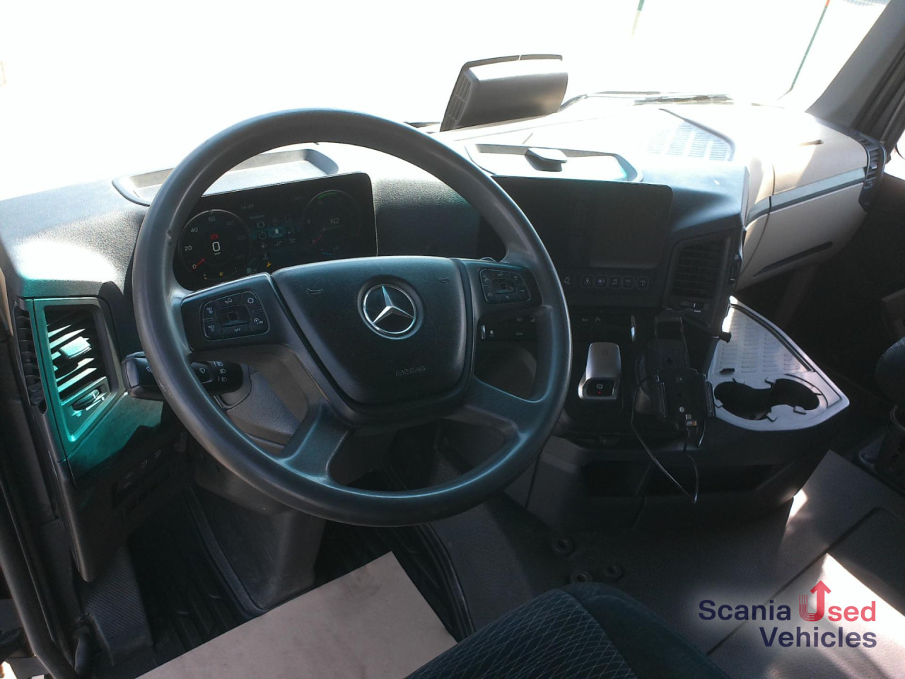 MERCEDES-BENZ Actros 1846LS mit Hydraulik - Tegljač: slika 2 MERCEDES-BENZ Actros 1846LS mit Hydraulik - Tegljač: slika 2