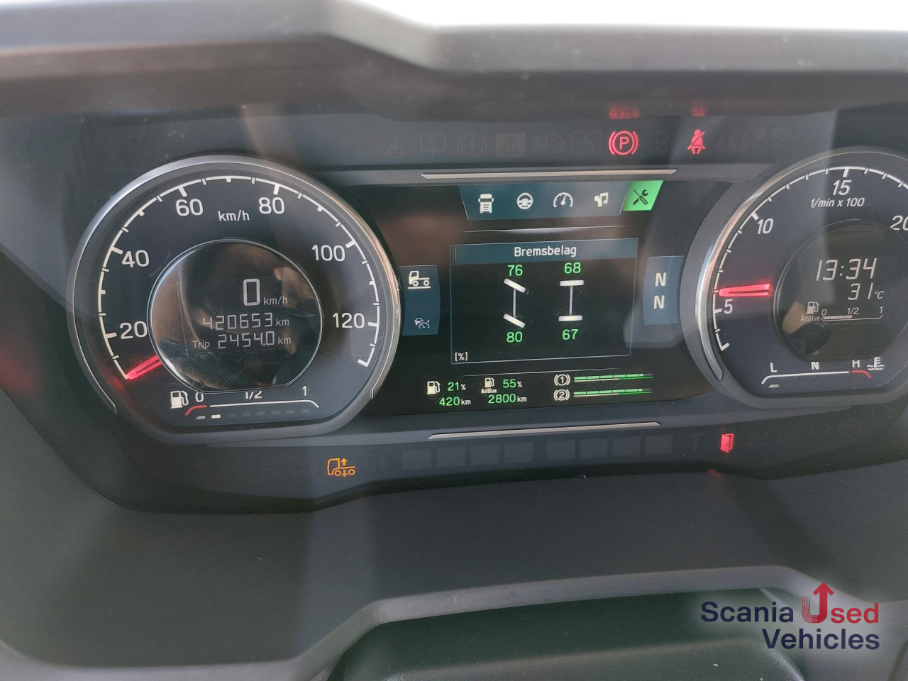 SCANIA R 450 A4x2EB DAB Standklima Mega Jumbo Volumen - Tegljač: slika 4 SCANIA R 450 A4x2EB DAB Standklima Mega Jumbo Volumen - Tegljač: slika 4
