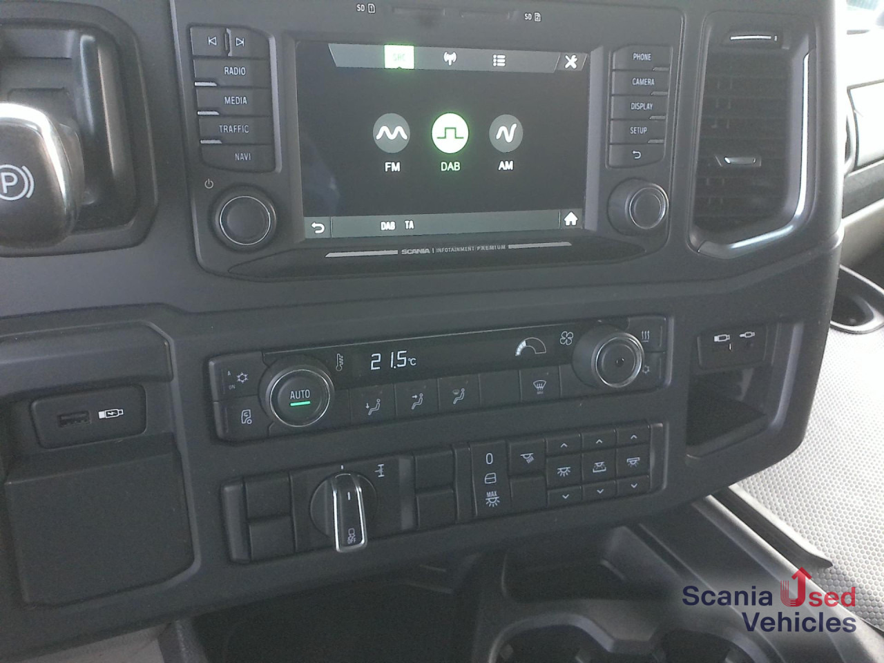 SCANIA R 450 A4x2EB - Tegljač: slika 2 SCANIA R 450 A4x2EB - Tegljač: slika 2