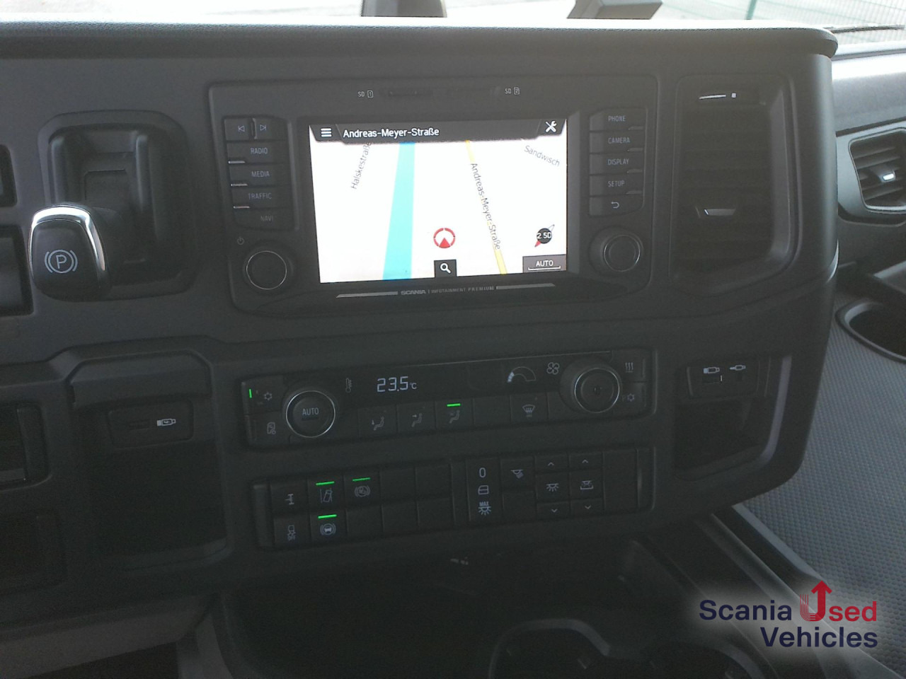 SCANIA R 460 A4x2EB - Tegljač: slika 3 SCANIA R 460 A4x2EB - Tegljač: slika 3