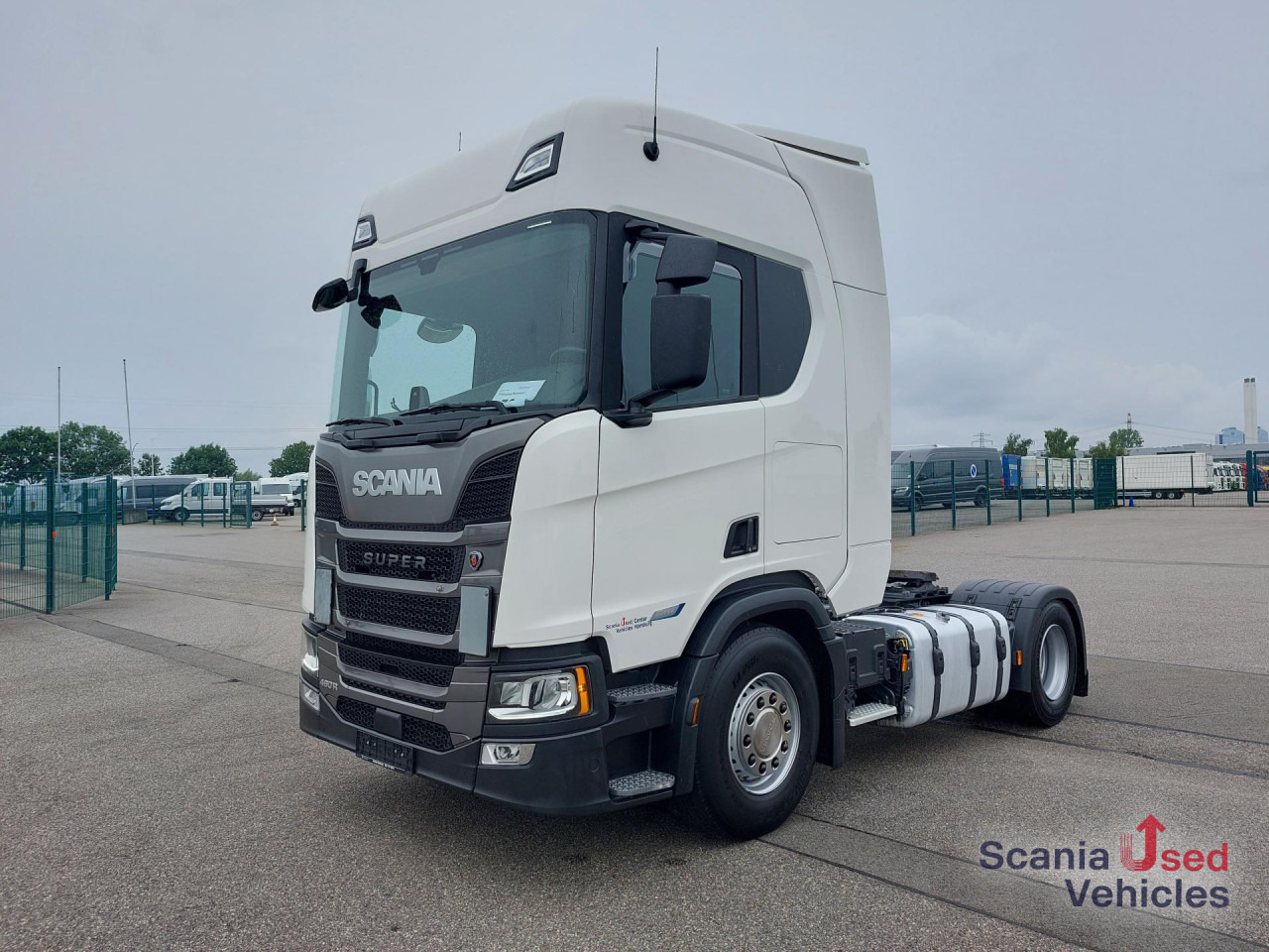 SCANIA R 460 A4x2NA 2 Kreis Hydraulik Navi Standklima Ret - Tegljač: slika 1 SCANIA R 460 A4x2NA 2 Kreis Hydraulik Navi Standklima Ret - Tegljač: slika 1