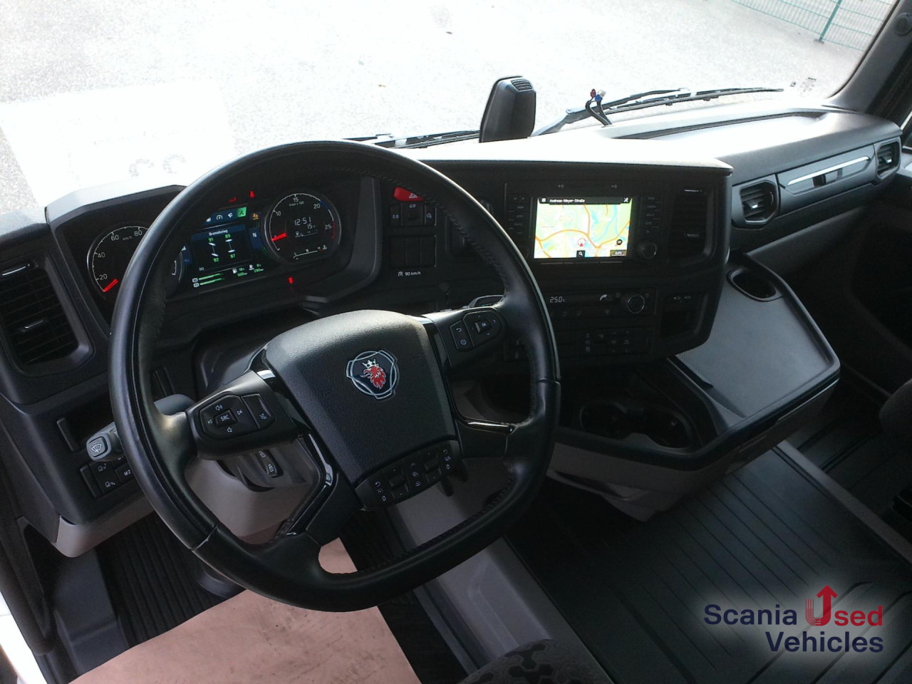 SCANIA R 460 A4x2NA - Tegljač: slika 2 SCANIA R 460 A4x2NA - Tegljač: slika 2