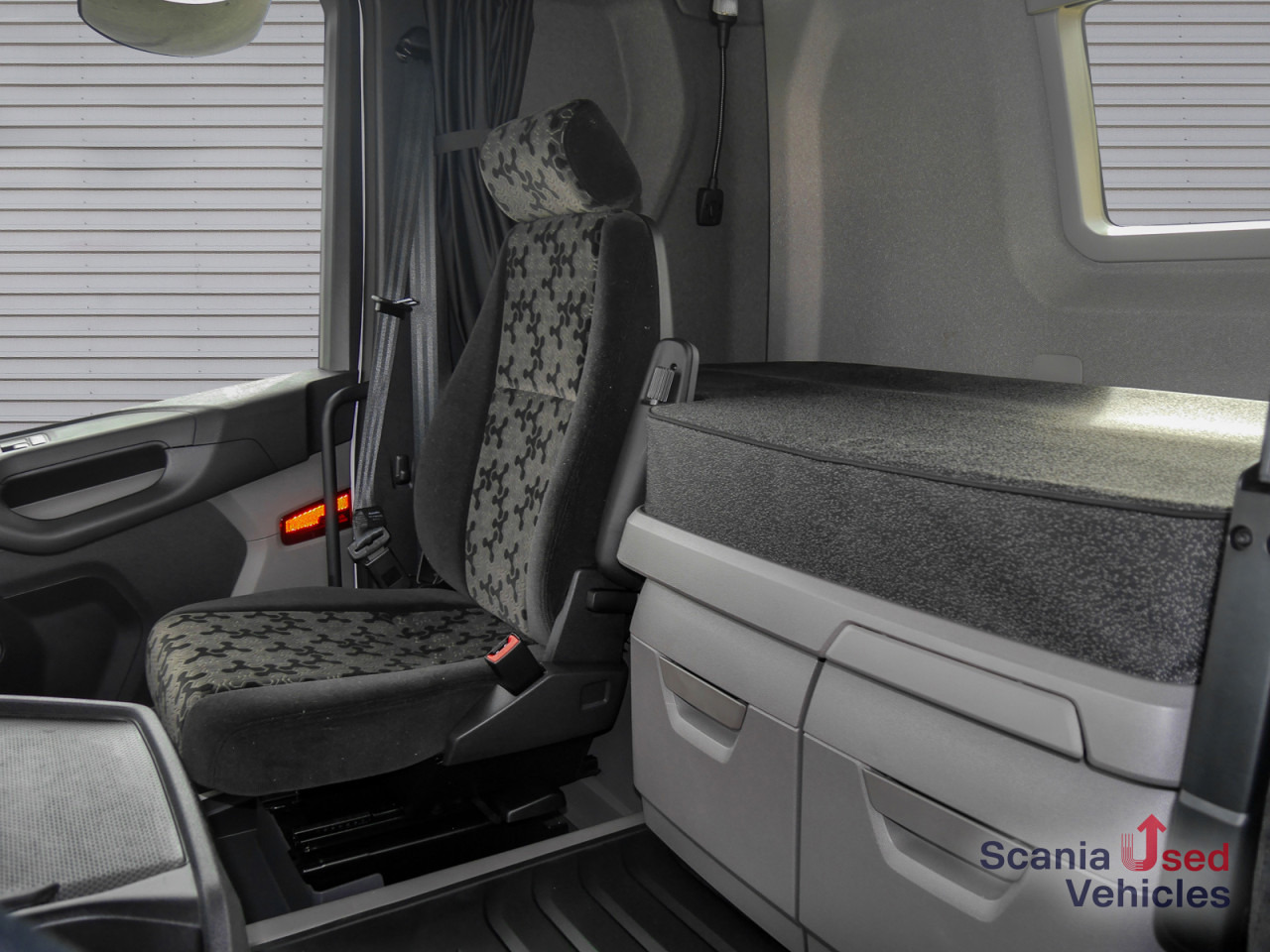 SCANIA R 460 B6x2*4NA - SUPER - PALFINGER PH T 20 - Kamion sa hidrauličnom kukom: slika 5 SCANIA R 460 B6x2*4NA - SUPER - PALFINGER PH T 20 - Kamion sa hidrauličnom kukom: slika 5
