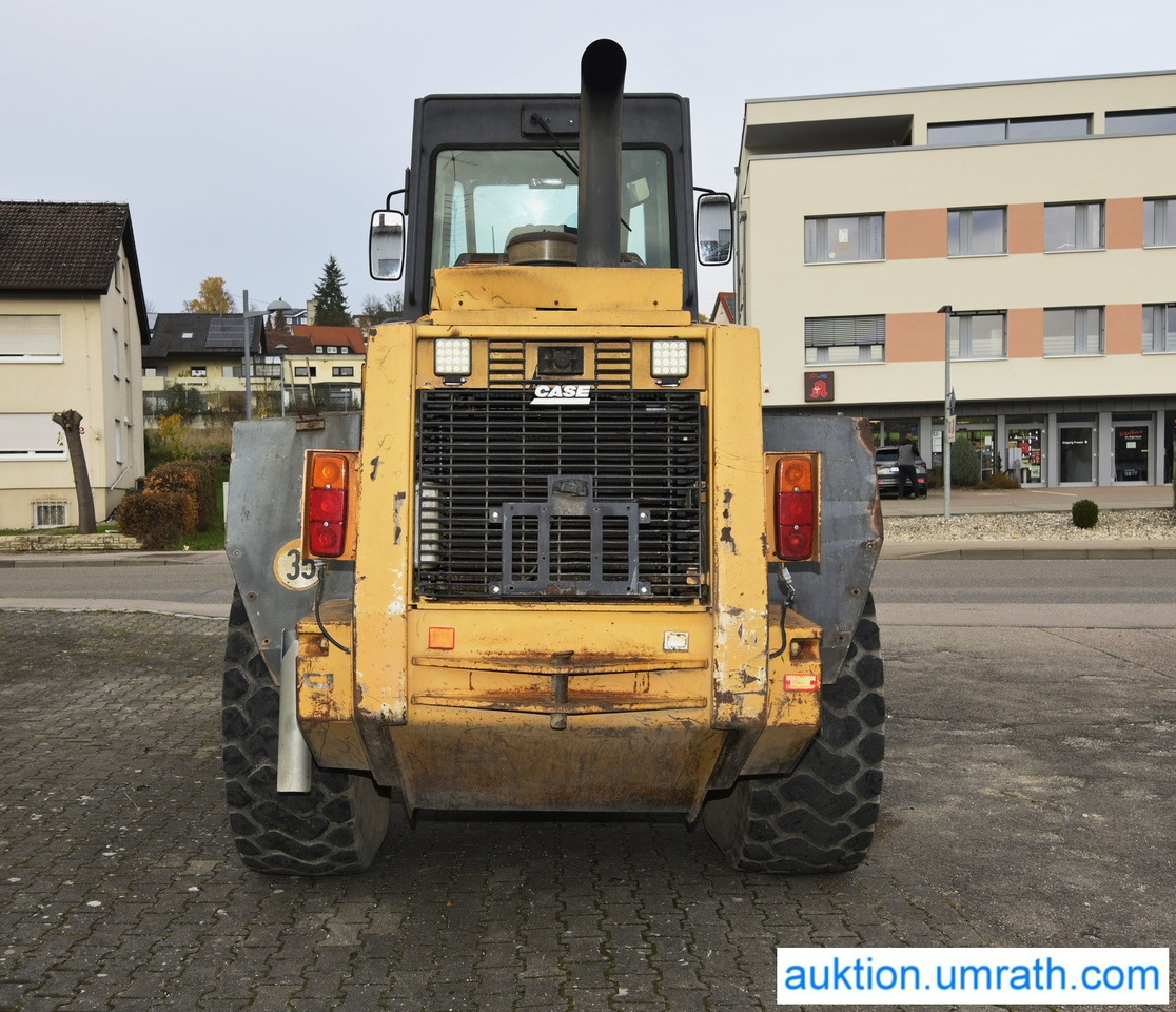 CASE 721 B - Utovarivač točkaš: slika 5 CASE 721 B - Utovarivač točkaš: slika 5