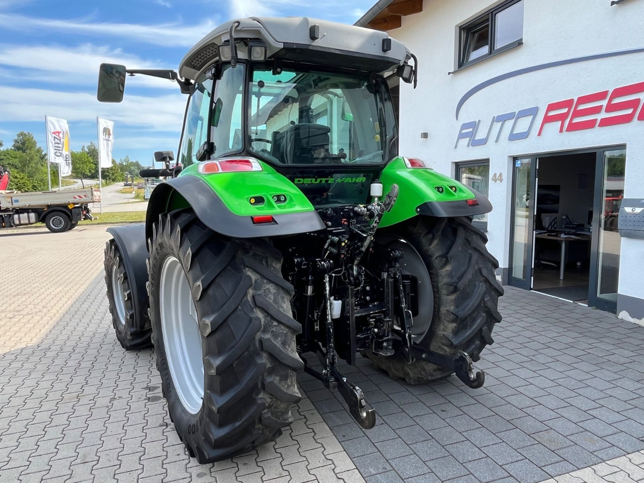 Deutz-Fahr K420 Agrotron 2727 Bstd. Fronthydraulik Zapfwell - Traktor: slika 3 Deutz-Fahr K420 Agrotron 2727 Bstd. Fronthydraulik Zapfwell - Traktor: slika 3