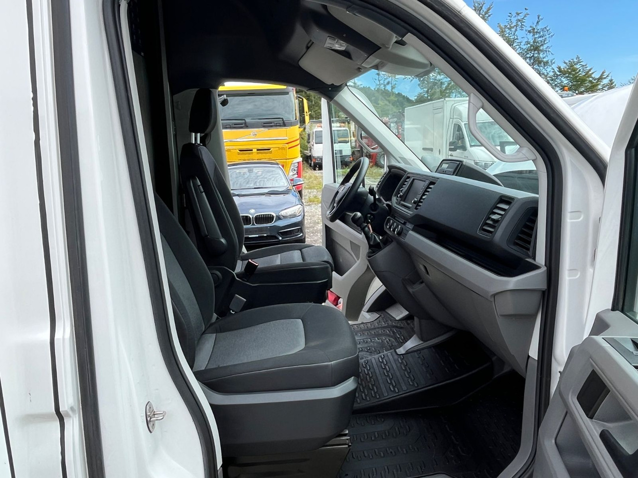 MAN TGE 5.180 RKB Koffer Turboladerschaden - Dostavno vozilo sa zatvorenim sandukom: slika 5 MAN TGE 5.180 RKB Koffer Turboladerschaden - Dostavno vozilo sa zatvorenim sandukom: slika 5