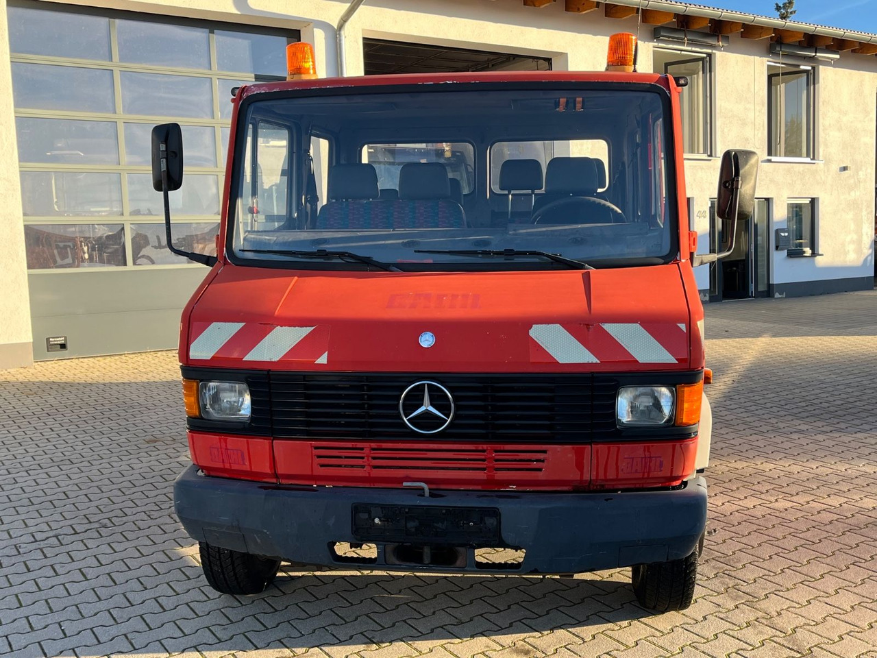 Mercedes-Benz 714D Doka Pritsche - Dostavno vozilo sa otvorenom sandukom, Dostavno vozilo sa duplom kabinom: slika 3 Mercedes-Benz 714D Doka Pritsche - Dostavno vozilo sa otvorenom sandukom, Dostavno vozilo sa duplom kabinom: slika 3
