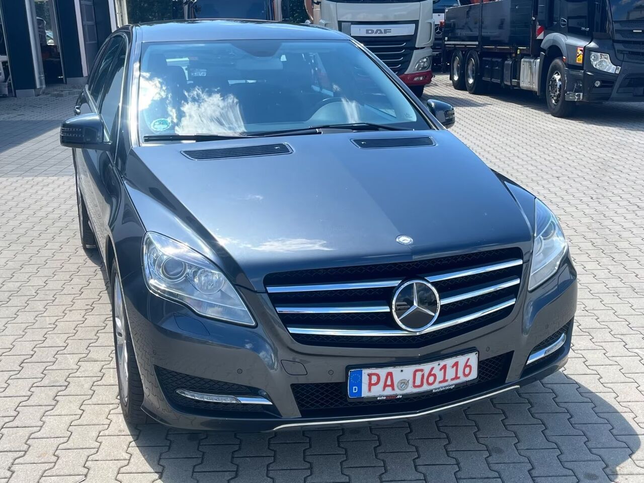 Mercedes-Benz R 350 R R 350 CDI 4Matic Sportpaket - SUVSUV: slika 3 Mercedes-Benz R 350 R R 350 CDI 4Matic Sportpaket - SUVSUV: slika 3