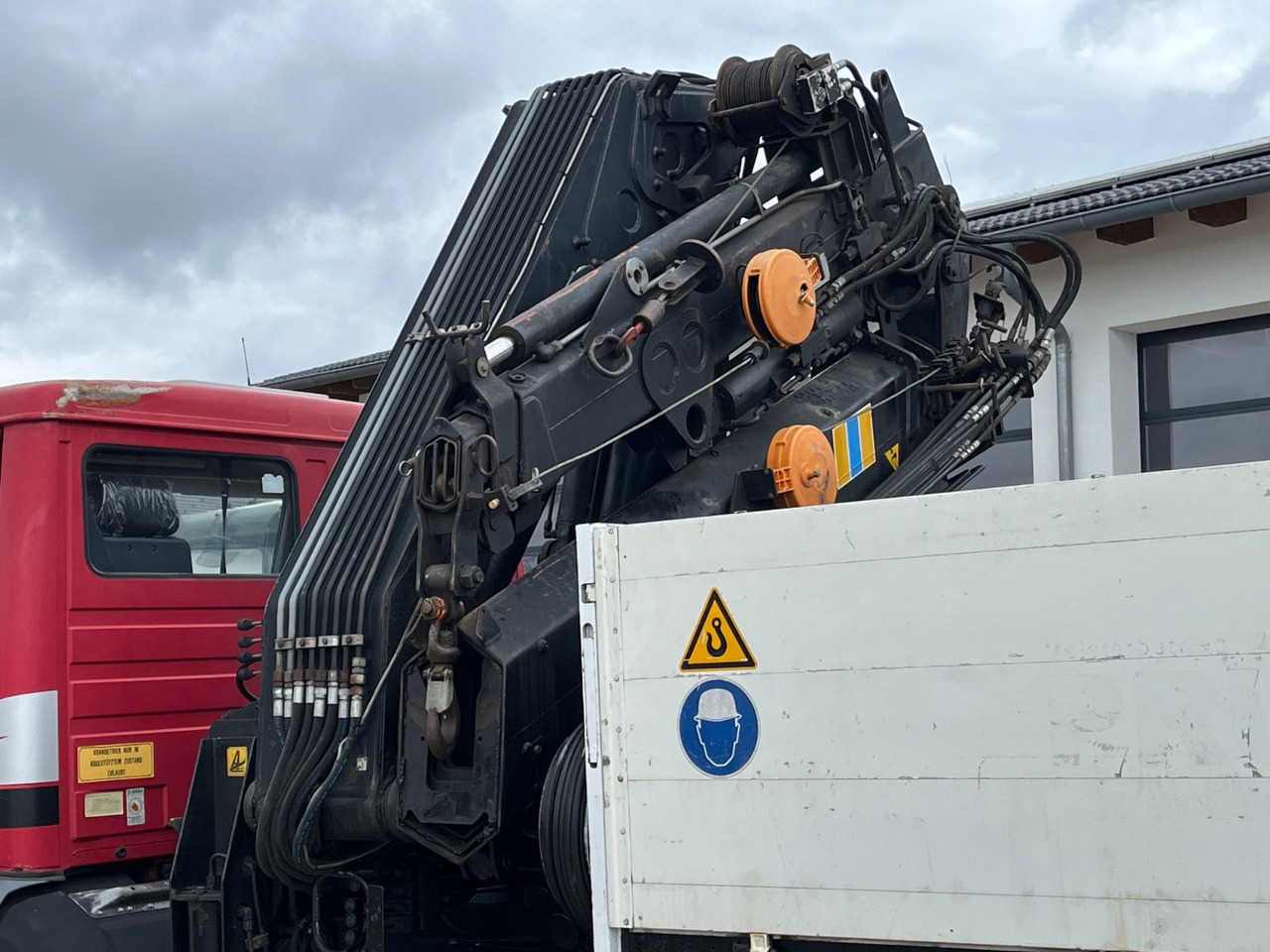 Mercedes-Benz SK 1820 mit HIAB 215-5 mit Jib und Winde - Kamion sa tovarnim sandukom, Kamion sa dizalicom: slika 5 Mercedes-Benz SK 1820 mit HIAB 215-5 mit Jib und Winde - Kamion sa tovarnim sandukom, Kamion sa dizalicom: slika 5