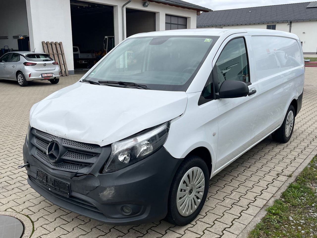 Mercedes-Benz Vito 116CDI 53384KM - Mali kombi: slika 4 Mercedes-Benz Vito 116CDI 53384KM - Mali kombi: slika 4