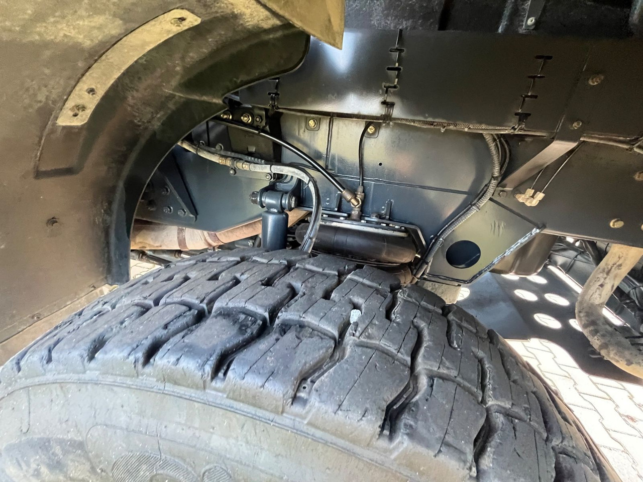 Tatra Phoenix 460T 158 8x8 20m³ Kippmulde - Istovarivač: slika 5 Tatra Phoenix 460T 158 8x8 20m³ Kippmulde - Istovarivač: slika 5