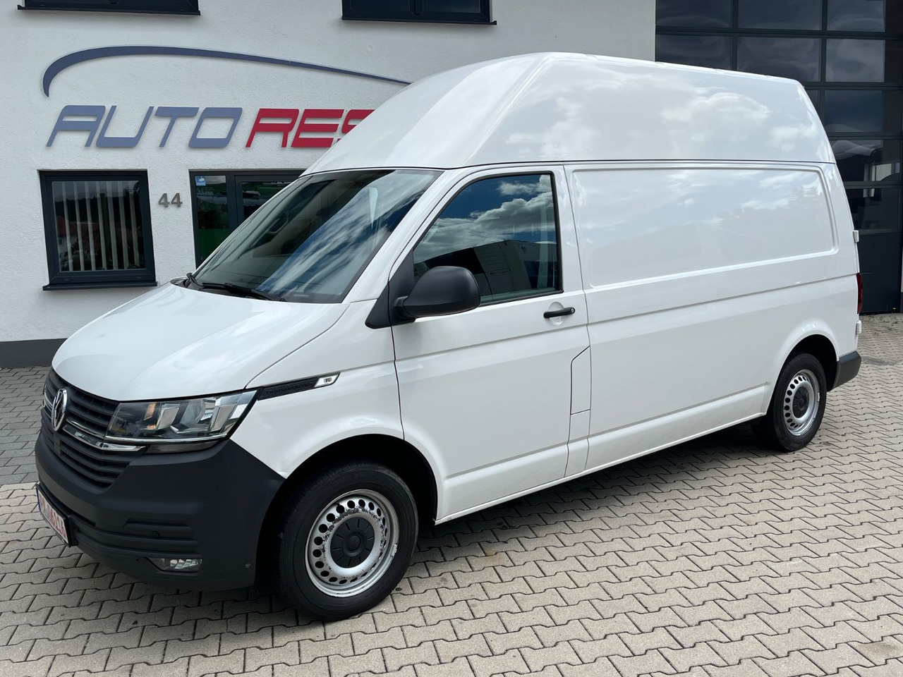 Volkswagen T6.1 Kastenwagen hoch - lang Klima PDC - Mali kombi: slika 2 Volkswagen T6.1 Kastenwagen hoch - lang Klima PDC - Mali kombi: slika 2