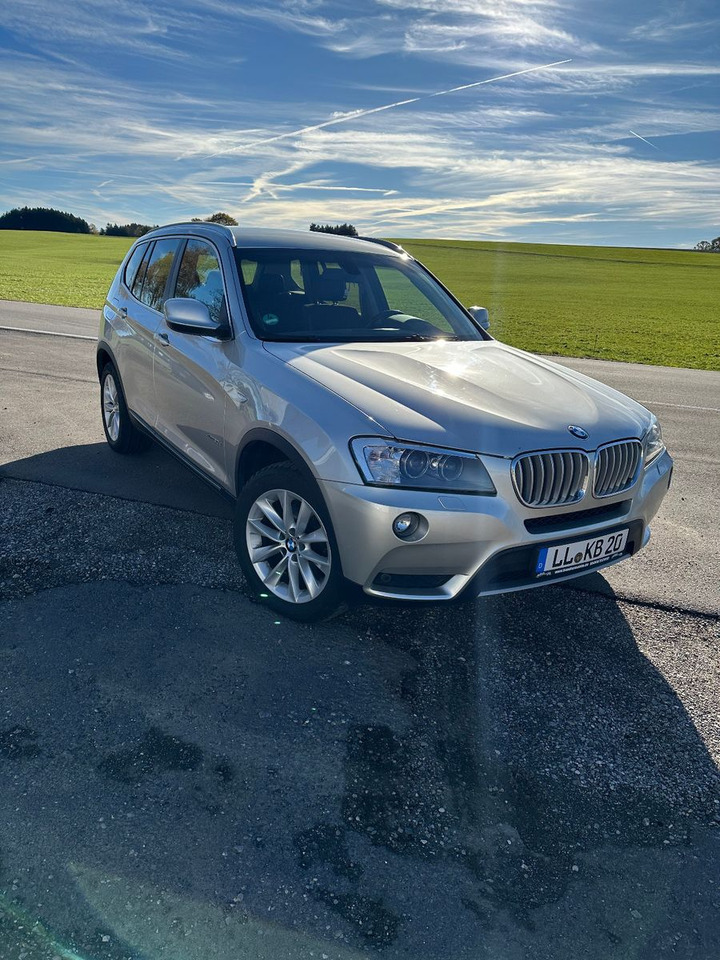 BMW X3 Baureihe X3 xDrive 30 d - SUVSUV: slika 3 BMW X3 Baureihe X3 xDrive 30 d - SUVSUV: slika 3