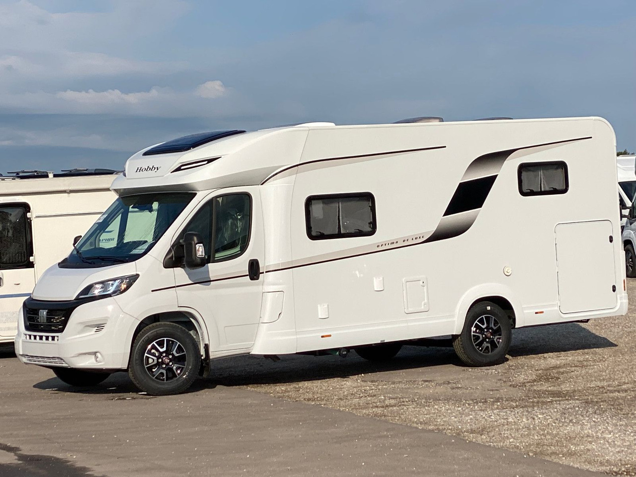 Hobby Optima De Luxe T65 GE Modell 2024 - Poluintegrisani kamper: slika 2 Hobby Optima De Luxe T65 GE Modell 2024 - Poluintegrisani kamper: slika 2
