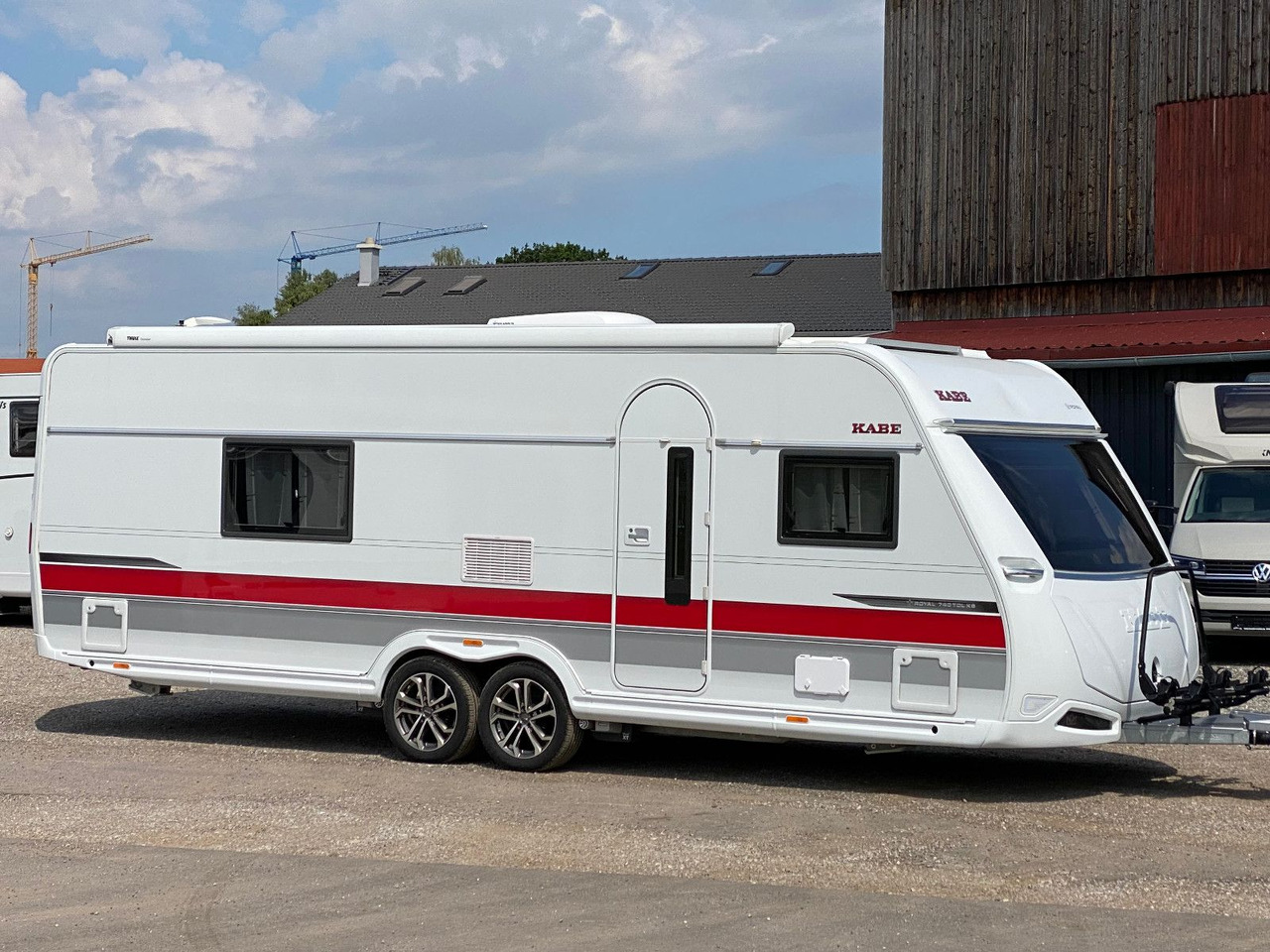 Kabe Royal 740 TDL KS, Voll Ausstattung, Hubstützen - Kamp prikolica: slika 2 Kabe Royal 740 TDL KS, Voll Ausstattung, Hubstützen - Kamp prikolica: slika 2