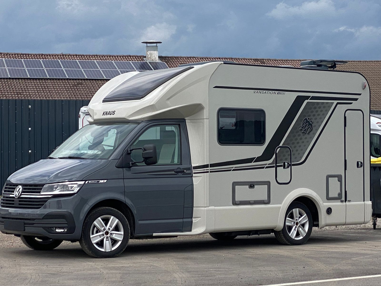 Knaus Tourer Van 500 LT, slide Bett, 4 P. Zulassung - Poluintegrisani kamper: slika 2 Knaus Tourer Van 500 LT, slide Bett, 4 P. Zulassung - Poluintegrisani kamper: slika 2