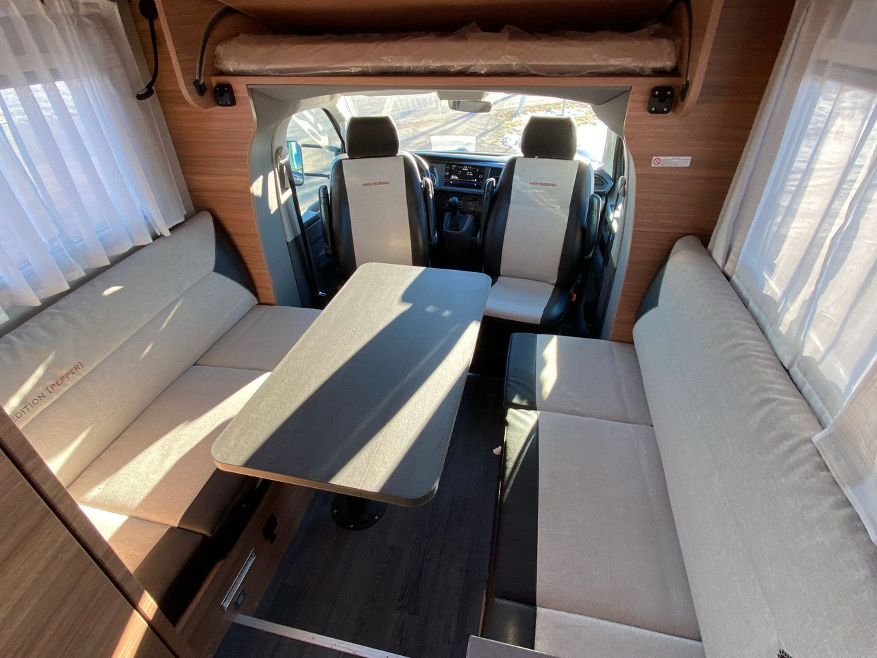 Poluintegrisani kamper Weinsberg X-Cursion Van Edition 500 LT,  Automatik,AHK: slika 14