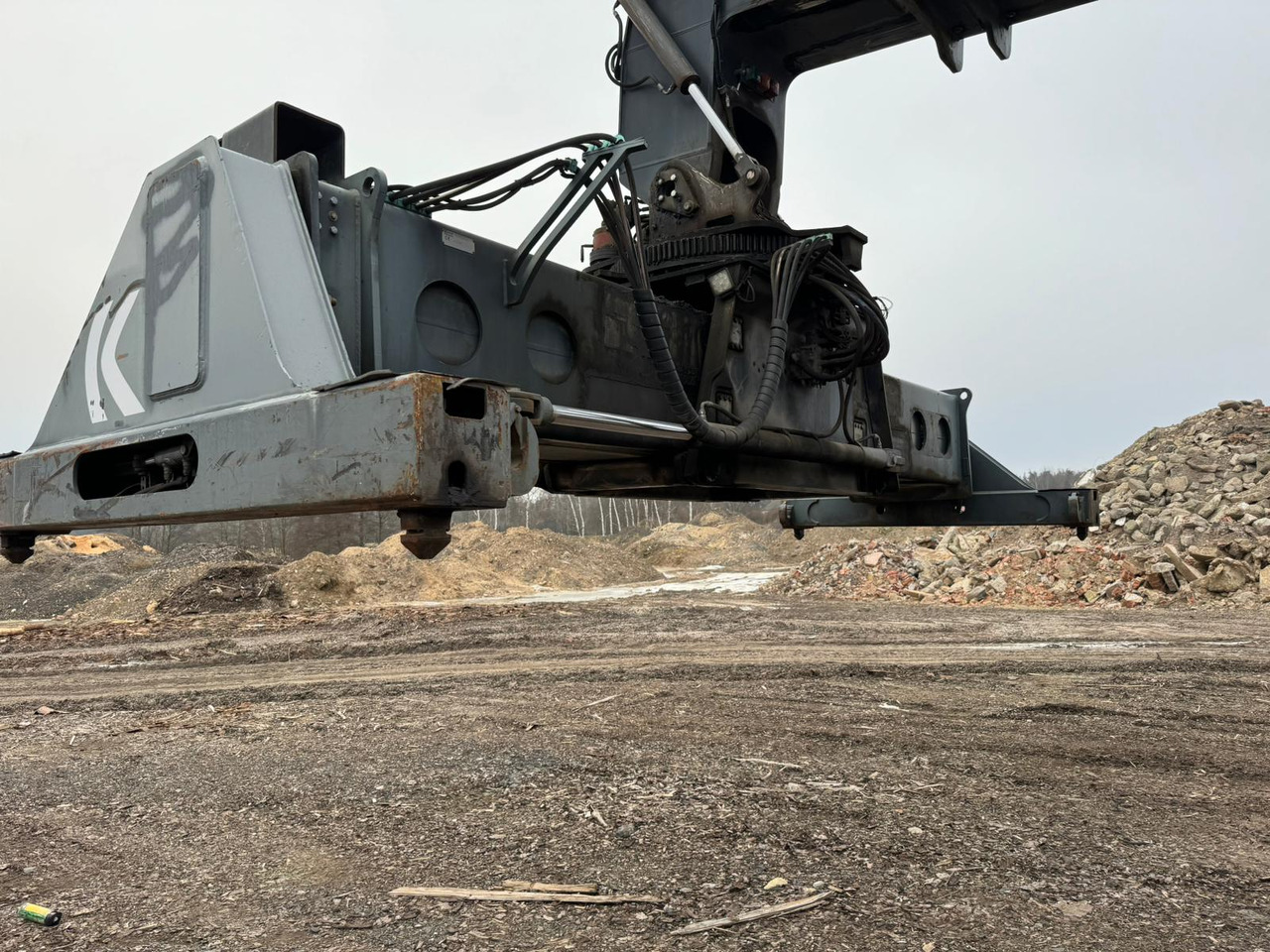 KALMAR DRF420-60S5 BJ: 2007 BStd: 32773h - Mašina za kontejenere: slika 3 KALMAR DRF420-60S5 BJ: 2007 BStd: 32773h - Mašina za kontejenere: slika 3
