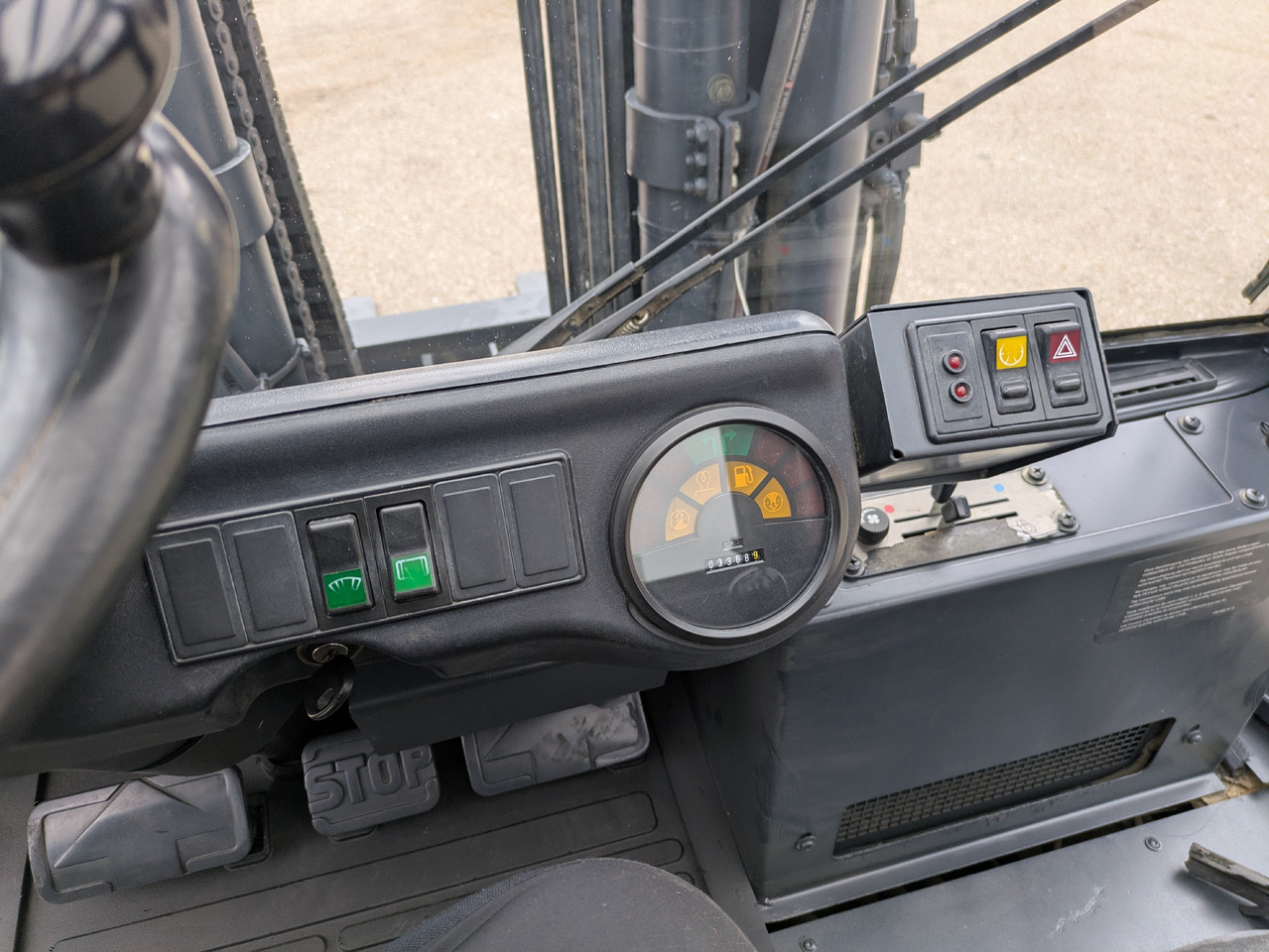 Dizel viljuškar LINDE H70D Diesel Stapler Triplexmast BJ: 99 erst 3368h: slika 13 Dizel viljuškar LINDE H70D Diesel Stapler Triplexmast BJ: 99 erst 3368h: slika 13