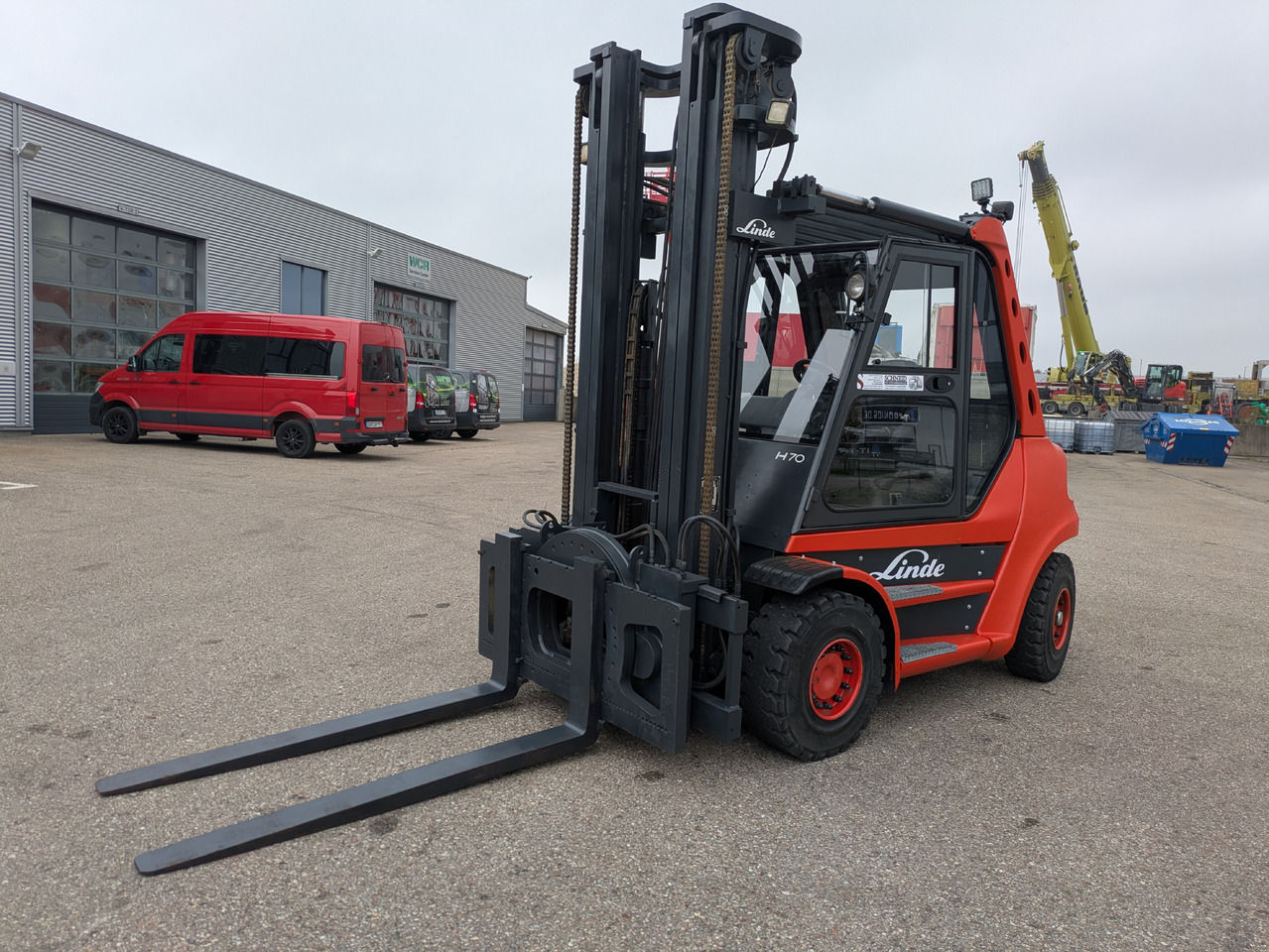 LINDE H70D Diesel Stapler Triplexmast BJ: 99 erst 3368h - Dizel viljuškar: slika 1 LINDE H70D Diesel Stapler Triplexmast BJ: 99 erst 3368h - Dizel viljuškar: slika 1
