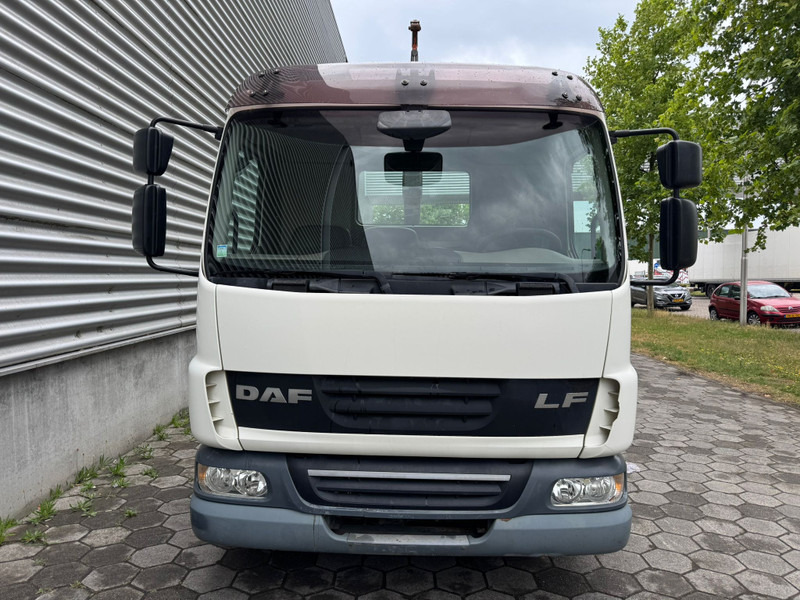 DAF LF 45.180 / Hook System / Manual / TUV: 11-2025 / Belgium Truck - Kamion sa hidrauličnom kukom: slika 5 DAF LF 45.180 / Hook System / Manual / TUV: 11-2025 / Belgium Truck - Kamion sa hidrauličnom kukom: slika 5