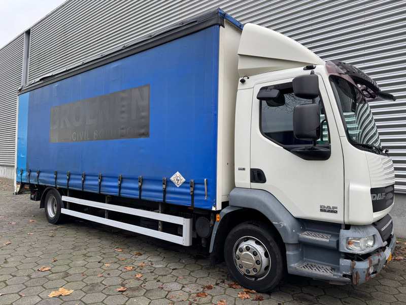 DAF LF55.220 / Machine Transport / Tail Lift / NL Truck - Kamion sa ceradom: slika 2 DAF LF55.220 / Machine Transport / Tail Lift / NL Truck - Kamion sa ceradom: slika 2