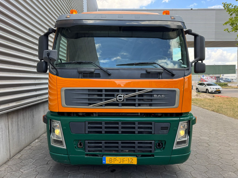 Volvo FM 300 / Machine Transport / Hydraulic Ramp / Klima / TUV:7-2025 / NL Truck - Kamion: slika 4 Volvo FM 300 / Machine Transport / Hydraulic Ramp / Klima / TUV:7-2025 / NL Truck - Kamion: slika 4