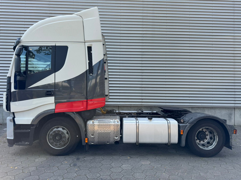 Iveco Stralis AS 420 / 10 In Stock / 2 Tanks / NL Truck - Tegljač: slika 5 Iveco Stralis AS 420 / 10 In Stock / 2 Tanks / NL Truck - Tegljač: slika 5