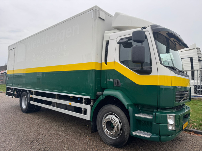 Volvo FL 240 / 6 Cylinder / 18 Tons / Manual / Tail Lift / TUV:1-2026 / NL Truck - Kamion sa zatvorenim sandukom: slika 2 Volvo FL 240 / 6 Cylinder / 18 Tons / Manual / Tail Lift / TUV:1-2026 / NL Truck - Kamion sa zatvorenim sandukom: slika 2