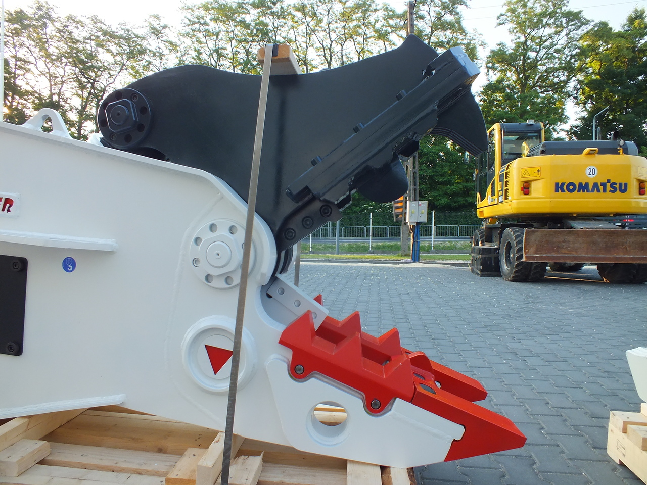 DEMOQ DRK 21 Hydraulic Rotating Pulveriser Crusher 2000 KG - Makaze za rušenje za Bager: slika 3 DEMOQ DRK 21 Hydraulic Rotating Pulveriser Crusher 2000 KG - Makaze za rušenje za Bager: slika 3