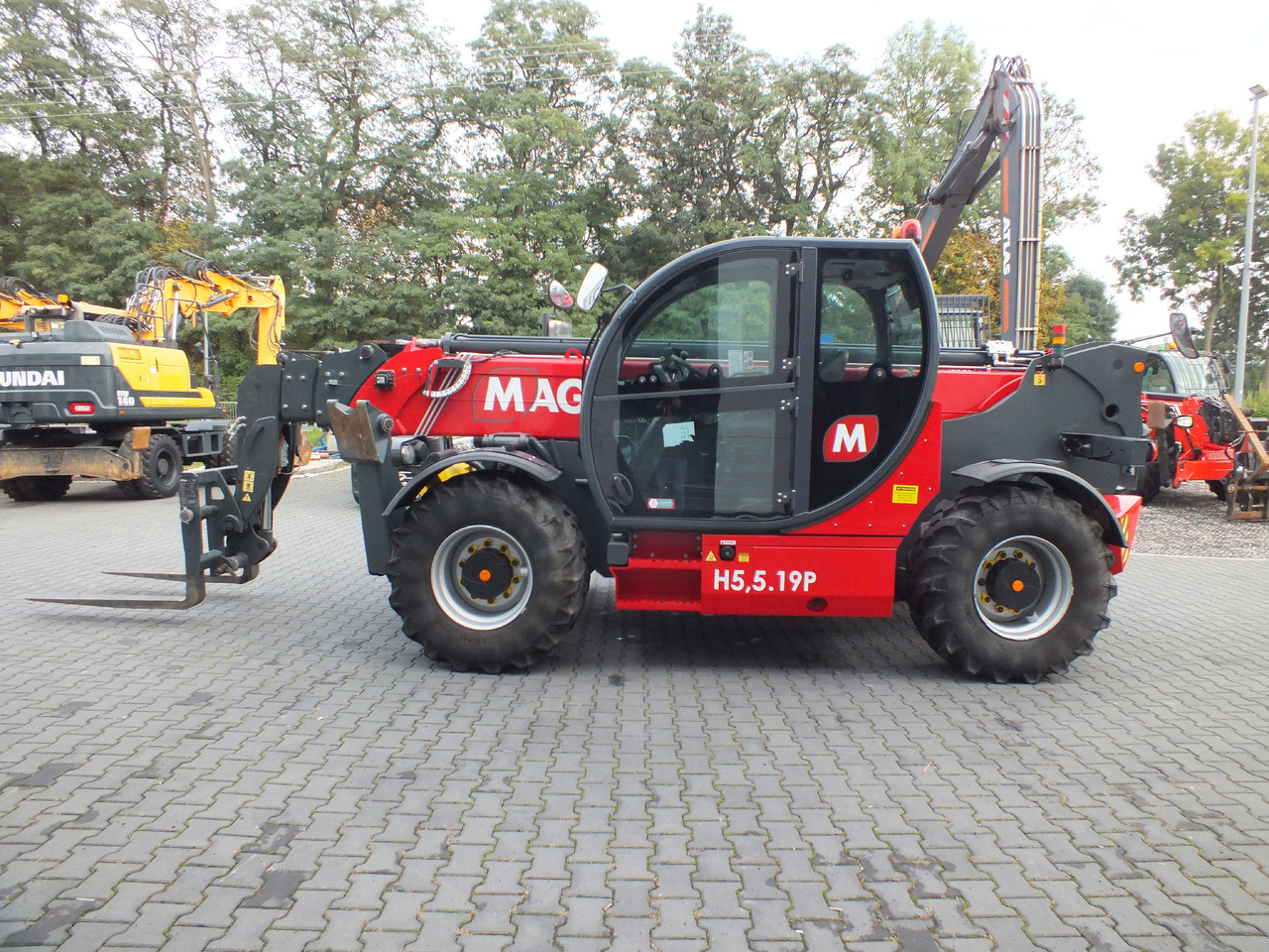 MAGNI TH5,5.19P - Teleskopski utovarivač na točkovima za Građevinska mašina: slika 2 MAGNI TH5,5.19P - Teleskopski utovarivač na točkovima za Građevinska mašina: slika 2