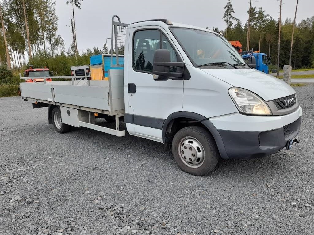 Iveco Daily 40 C18 automat - Dostavno vozilo sa otvorenom sandukom: slika 3 Iveco Daily 40 C18 automat - Dostavno vozilo sa otvorenom sandukom: slika 3