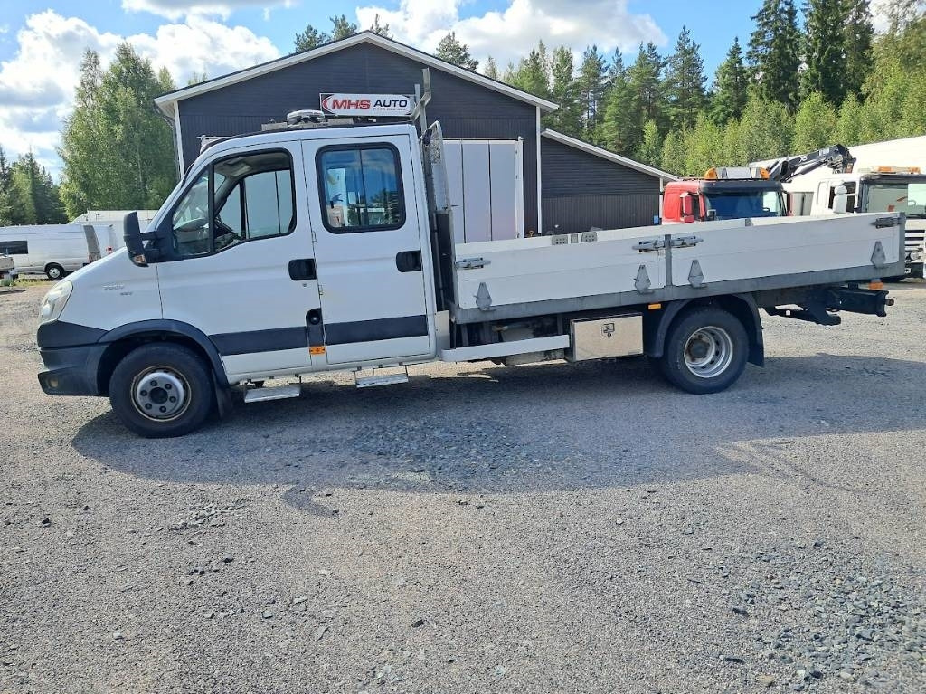 Iveco Daily 70 C17 Doppel 3.0 - Kamion sa tovarnim sandukom: slika 2 Iveco Daily 70 C17 Doppel 3.0 - Kamion sa tovarnim sandukom: slika 2