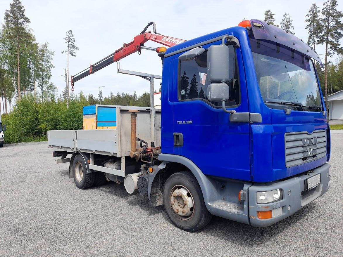 Man TGL 8.180 Ferrari 6000-2 - Kamion sa dizalicom: slika 3 Man TGL 8.180 Ferrari 6000-2 - Kamion sa dizalicom: slika 3