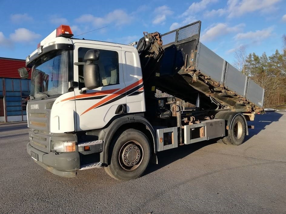 Scania P340 Palfinger PK16502-4+kippi aj.236 tkm - Kamion sa dizalicom: slika 2 Scania P340 Palfinger PK16502-4+kippi aj.236 tkm - Kamion sa dizalicom: slika 2