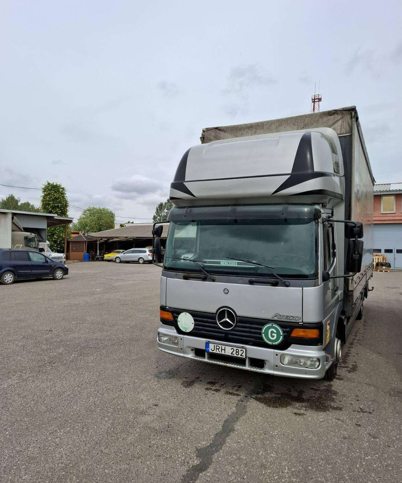 Kamion sa ceradom Mercedes-Benz Atego: slika 6