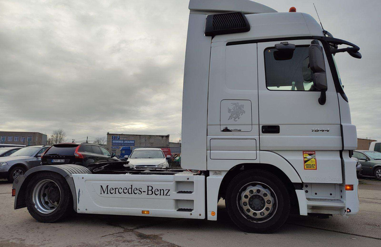 Mercedes-Benz Actros 1844 LS - Tegljač: slika 3 Mercedes-Benz Actros 1844 LS - Tegljač: slika 3