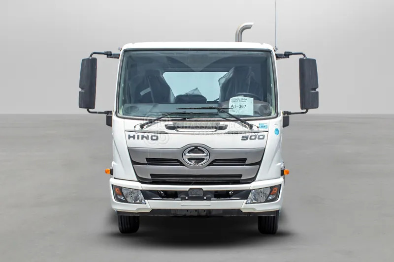 Hino 500 FD 4x2 Chassis - Kamion sa golom šasijom i zatvorenom kabinom: slika 2 Hino 500 FD 4x2 Chassis - Kamion sa golom šasijom i zatvorenom kabinom: slika 2