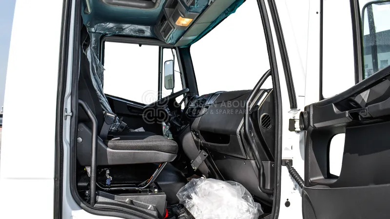 Iveco Euro Cargo ML180 4x2 Chassis - Kamion sa golom šasijom i zatvorenom kabinom: slika 5 Iveco Euro Cargo ML180 4x2 Chassis - Kamion sa golom šasijom i zatvorenom kabinom: slika 5