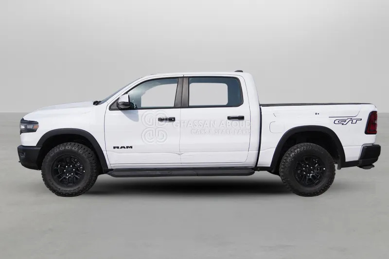 Ram 1500 Crew - Pikap, Dostavno vozilo sa duplom kabinom: slika 2 Ram 1500 Crew - Pikap, Dostavno vozilo sa duplom kabinom: slika 2