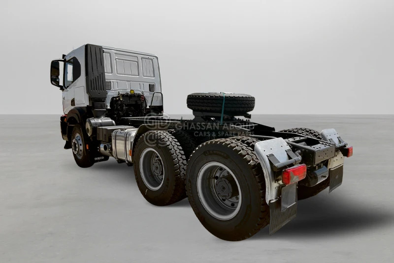 Iveco T-WAY AT720T47TH 6×4 R22.5 Tyres Tractor Head - Barcelona Stock - Tegljač: slika 4 Iveco T-WAY AT720T47TH 6×4 R22.5 Tyres Tractor Head - Barcelona Stock - Tegljač: slika 4