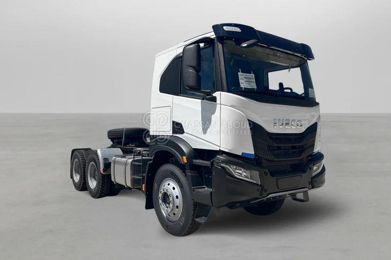 Iveco T-WAY AT720T47TH 6×4 R22.5 Tyres Tractor Head - Barcelona Stock - Tegljač: slika 1 Iveco T-WAY AT720T47TH 6×4 R22.5 Tyres Tractor Head - Barcelona Stock - Tegljač: slika 1