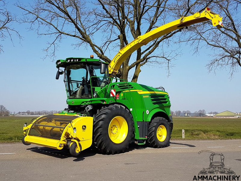 John Deere 6000-7000-8000 series - Kombajn za stočnu hranu: slika 1 John Deere 6000-7000-8000 series - Kombajn za stočnu hranu: slika 1