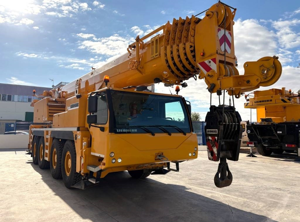 Liebherr LTM 1090-4.2 - Autokran za sve terene: slika 4 Liebherr LTM 1090-4.2 - Autokran za sve terene: slika 4